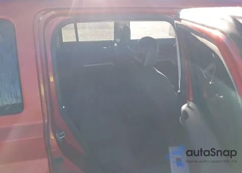 2008 Jeep Patriot Sport z USA, uszkodzony, nr VIN 1J8FT28W18D701973